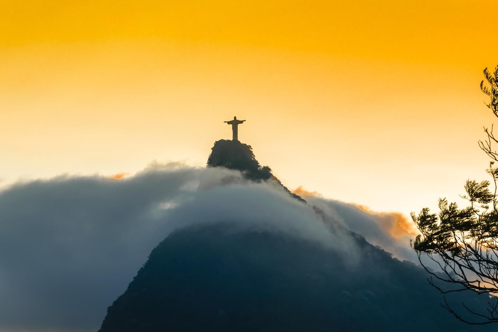 Christ the Redeemer at sunrise - Photo Credit: Heiko Behn