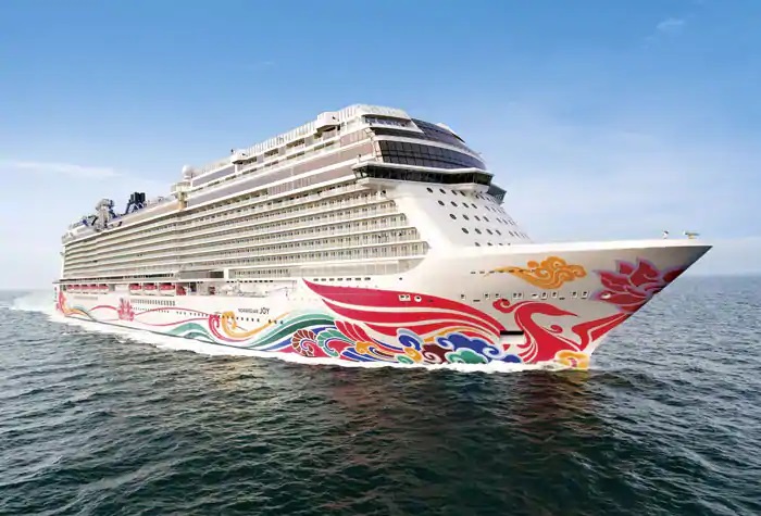 7-day Cruise to Bermuda from New York, New York on Norwegian Joy